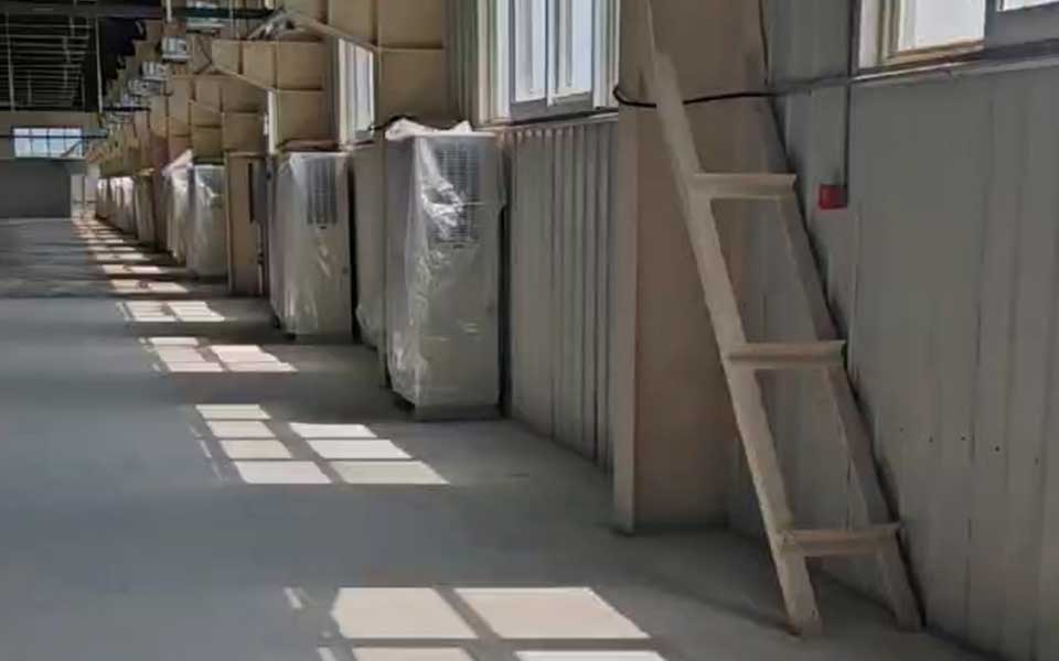 辽宁东港市大孤山镇大田户外服装厂车间降温案例