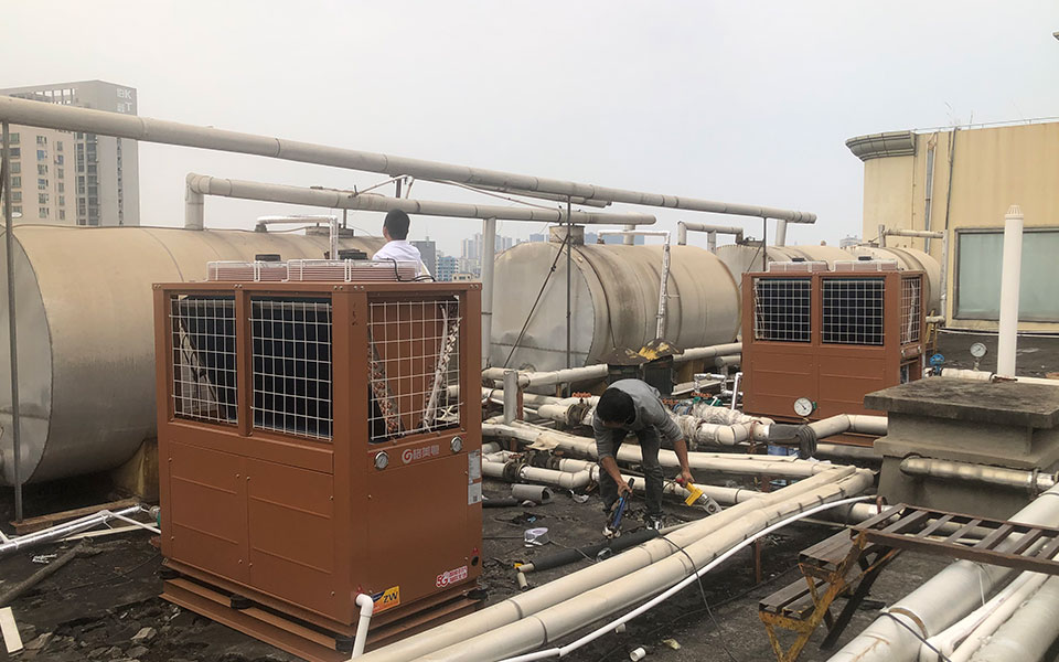 广东省东莞常平君悦大酒店30吨空气能热水项目