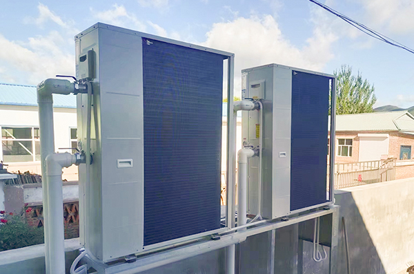 东北400㎡自建别墅煤锅炉改空气能供暖,室温保持22℃效果好