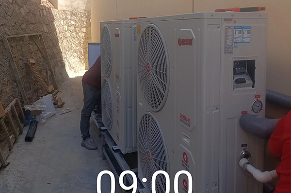 9度/㎡,室温22℃!河北460㎡自建别墅空气能舒适采暖,智能便捷