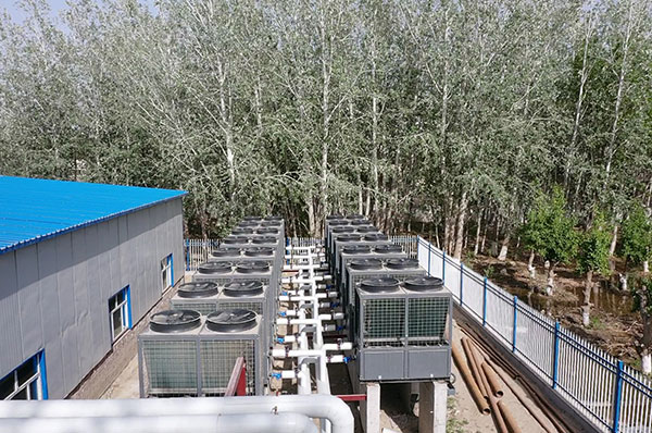 新疆尉犁县5万平米学校供暖项目用格美粤空气能,高效稳定树标杆