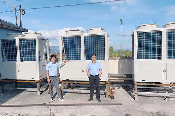 新疆伊犁州新源县某委员会集中供暖用空气能，舒适环保又节能