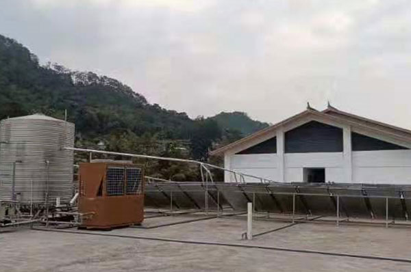 云南省墨临高速48吨热水项目用空气能,水量足高效节能