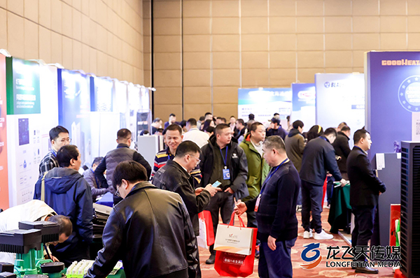 荣获行业优秀品牌奖 | 格美粤空气能亮相中国清洁供暖大会!