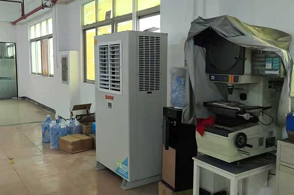 告别车间高温困局!东莞五金模具车间换上格美蒸发冷节能空调，效率能耗双改善
